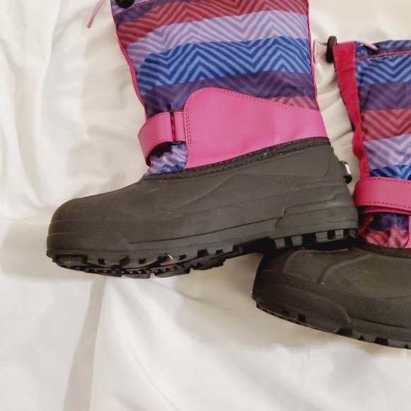 Columbia Youth Pink and Purple Powderbug Winter Boots - Picture 6 of 8